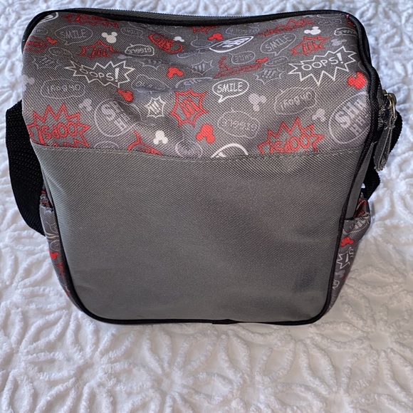 Mickey Mouse lunch bag with adjustable strap - Picture 3 of 7